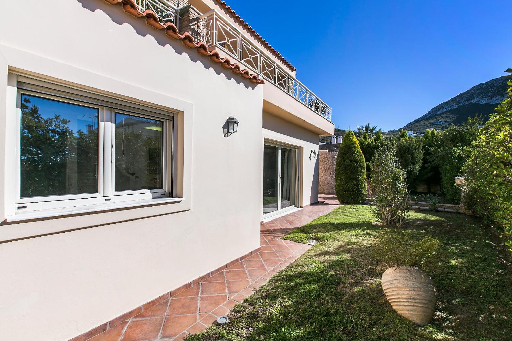 Villa Melia Соунио Екстериор снимка