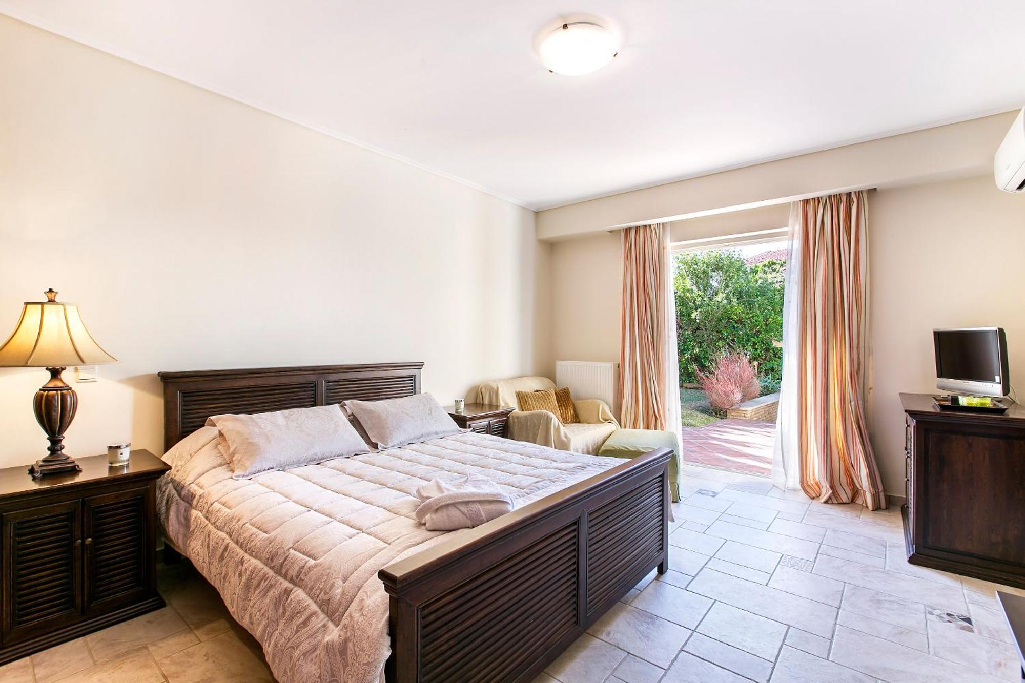 Villa Melia Соунио Екстериор снимка