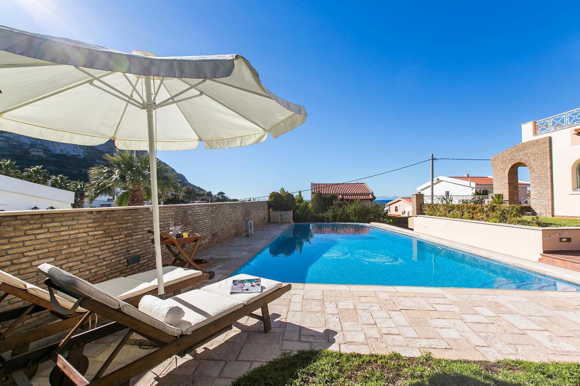 Villa Melia Соунио Екстериор снимка